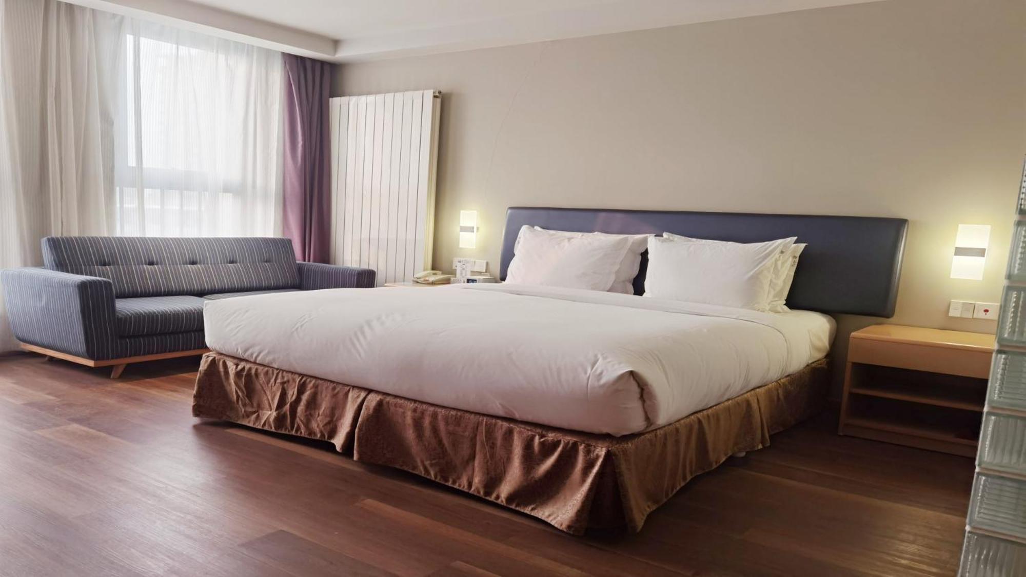 Holiday Inn Express Zhangjiakou Park View, An Ihg Hotel Exterior photo